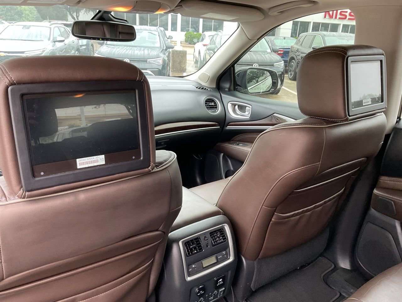 Used 2017 INFINITI QX60 FWD w/ Deluxe Technology Package image 21