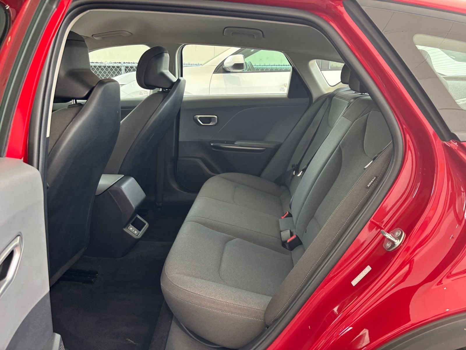 Used 2025 Kia K4 FWD image 27