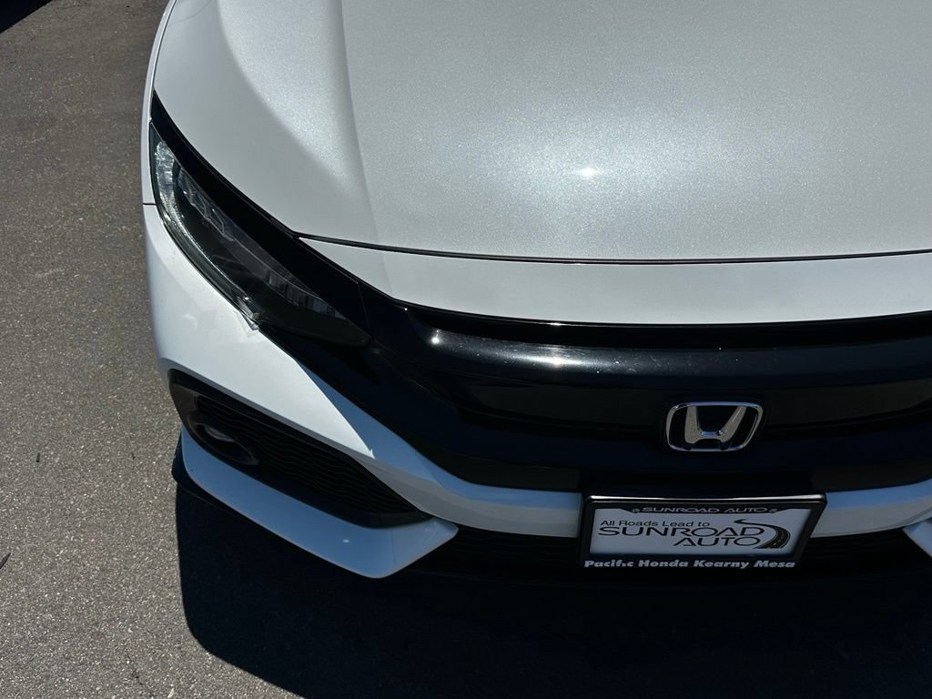 Used 2019 Honda Civic Sport Touring image 4