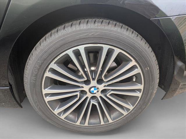 Used 2017 BMW 530i xDrive AWD/4WD image 7