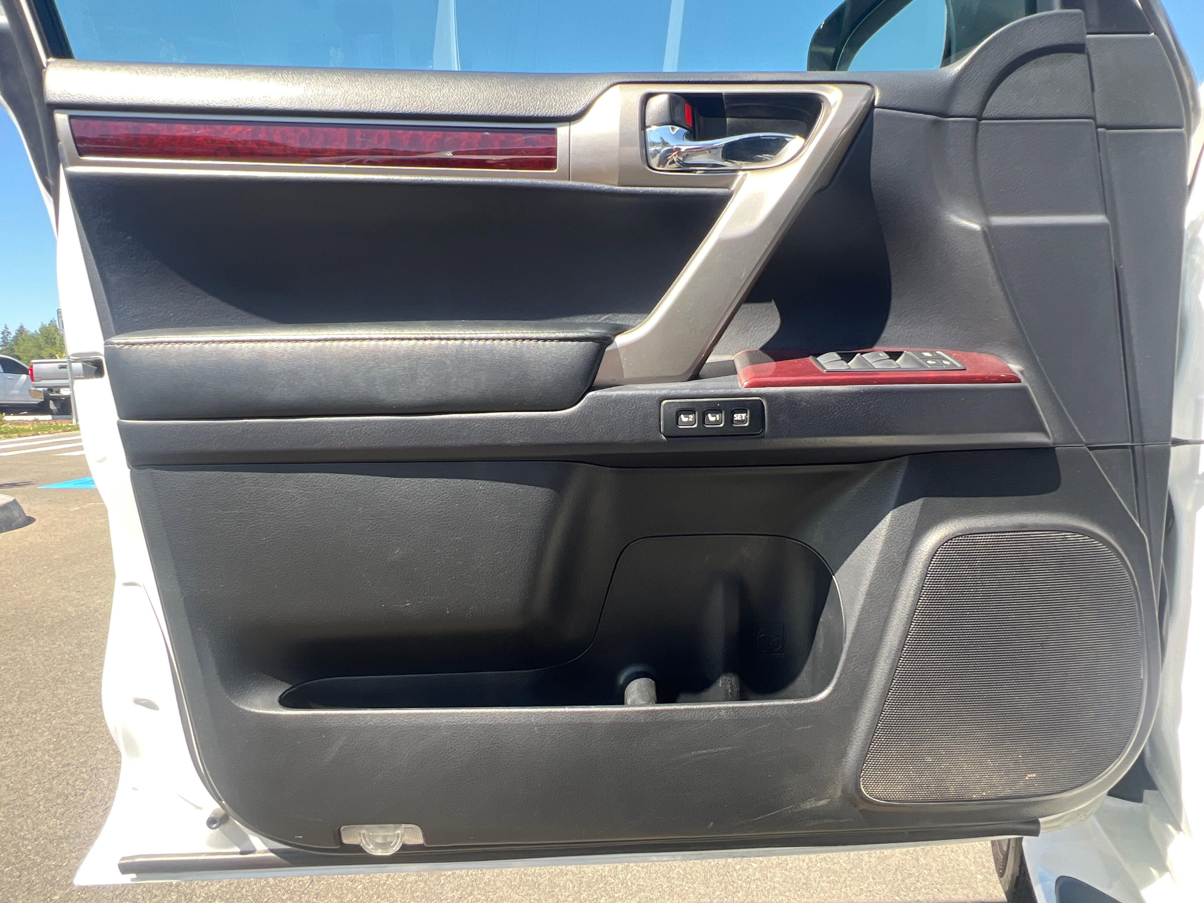 Used 2019 Lexus GX 460 Luxury image 24