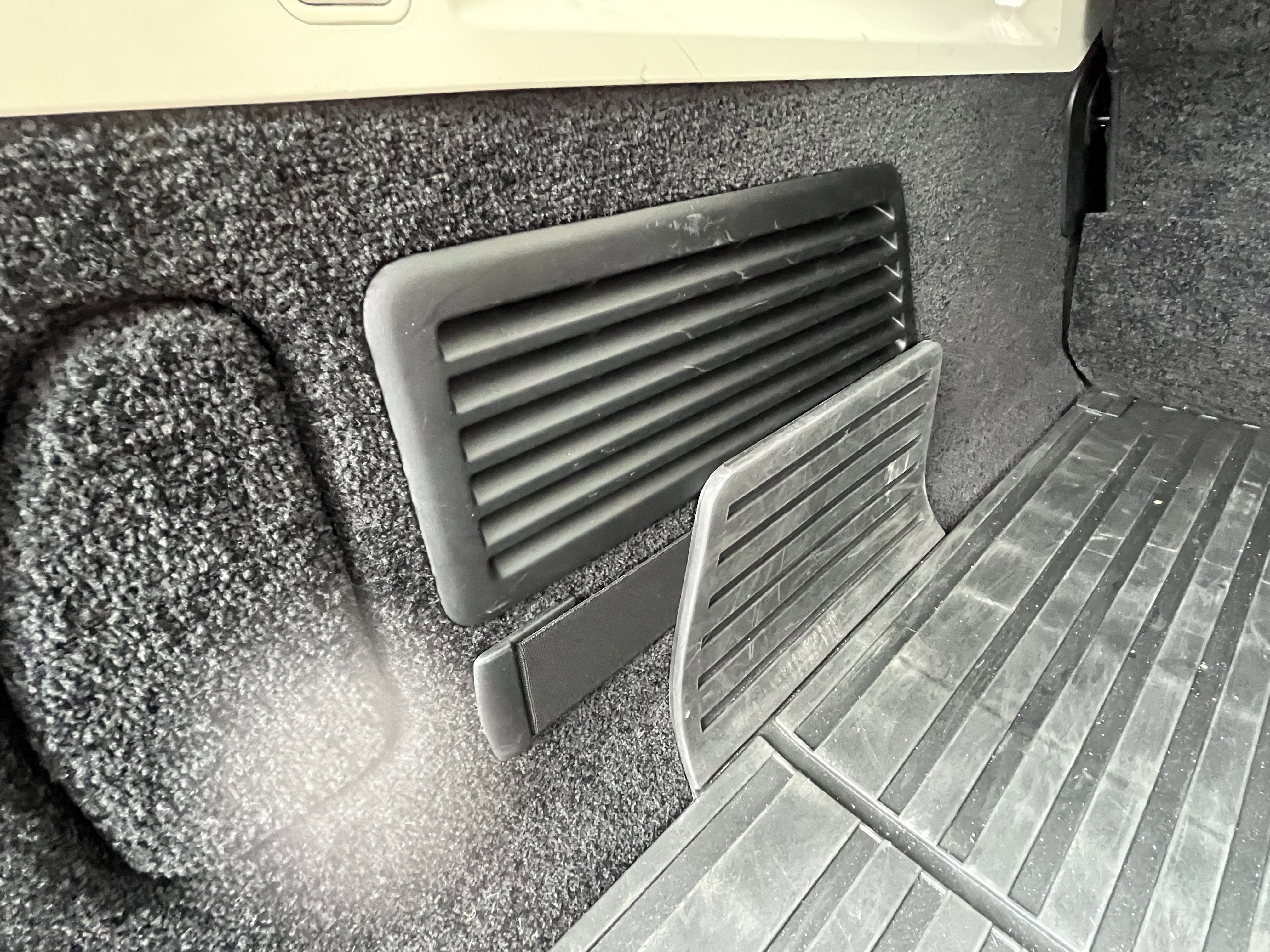 Certified 2024 Land Rover Range Rover Long Wheelbase Autobiography image 30