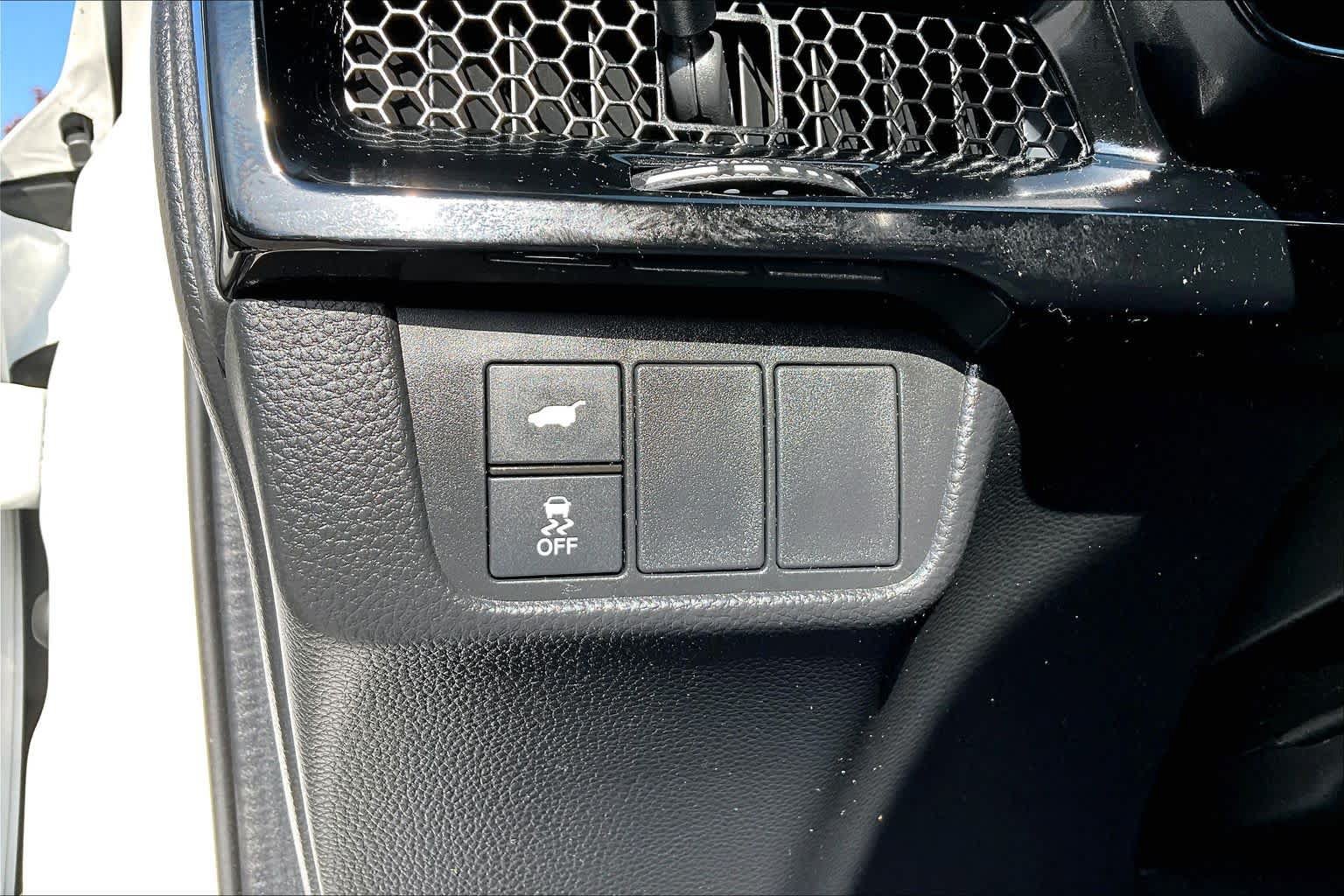 Used 2025 Honda CR-V EX-L image 32