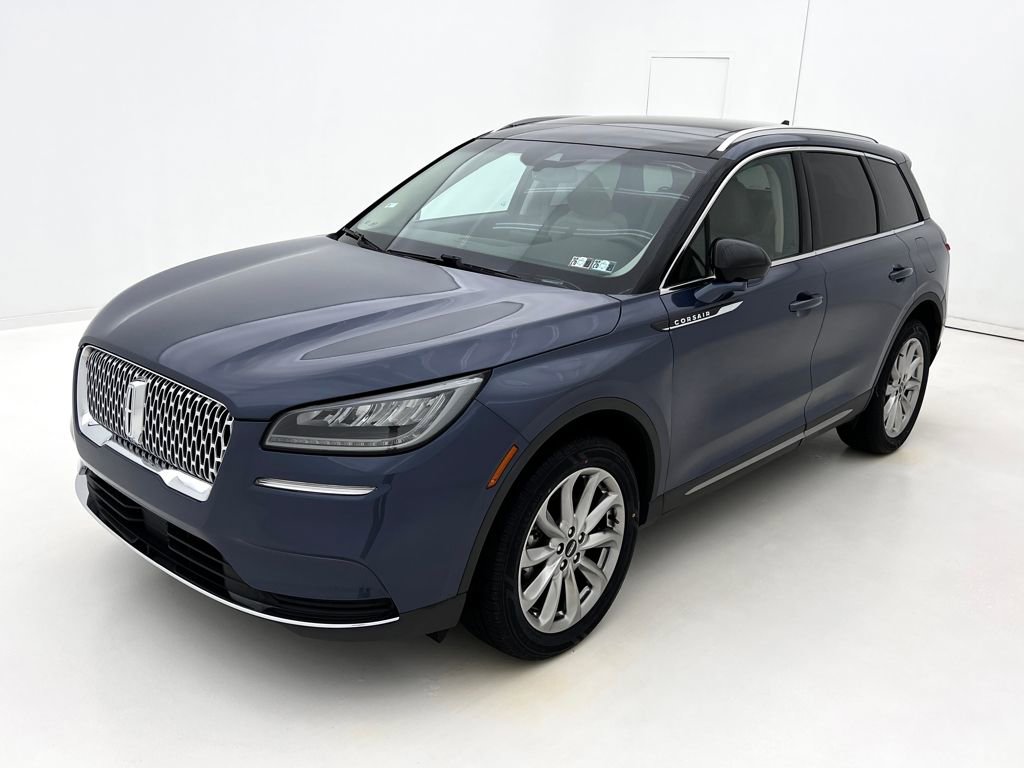 Used 2022 Lincoln Corsair AWD w/ Premium Package image 4