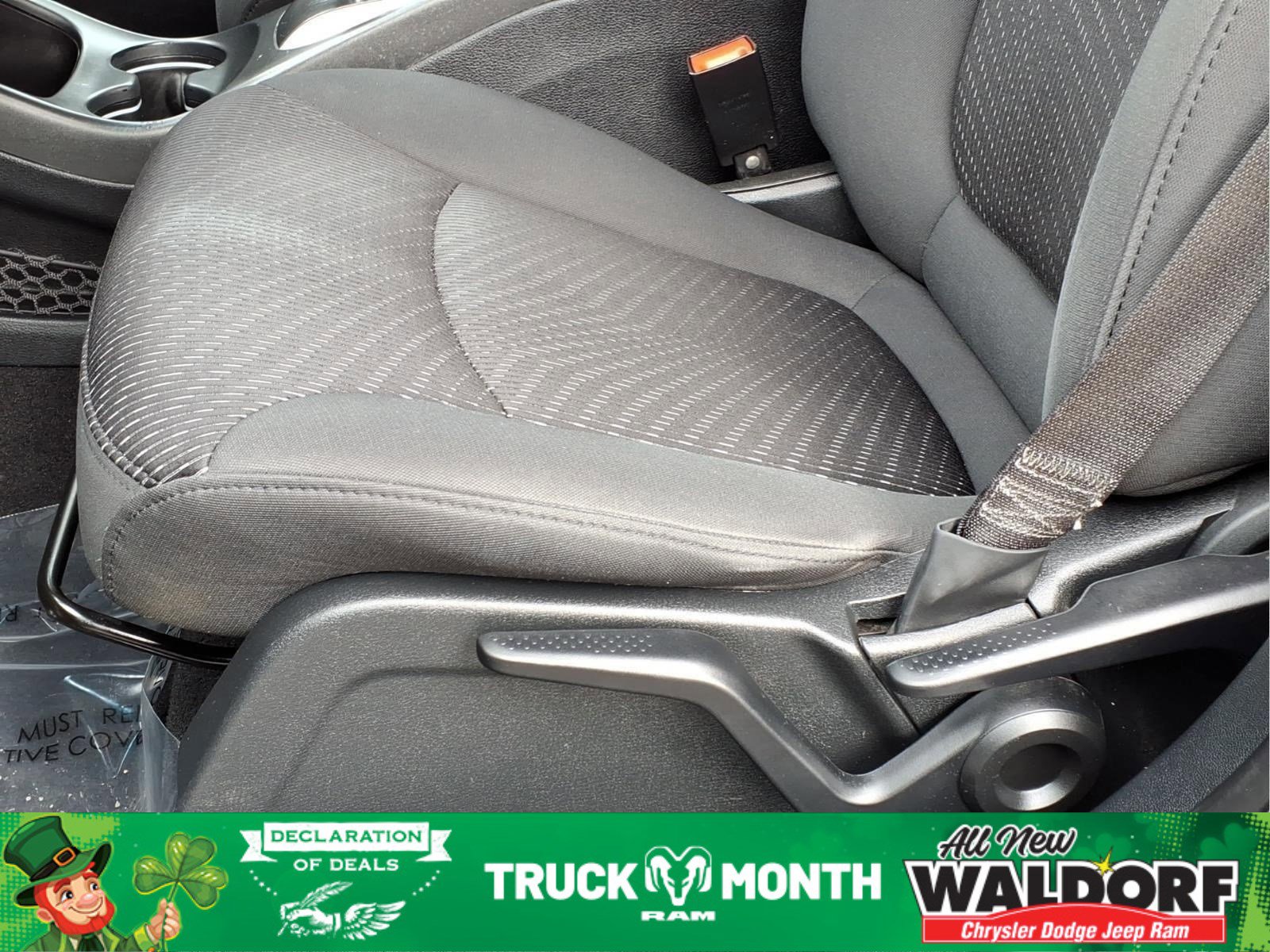 Used 2018 Dodge Journey SE w/ Connectivity Group image 11