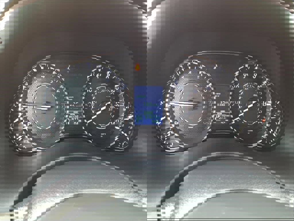 Used 2017 Nissan Armada Platinum w/ Captain Seat Package image 31