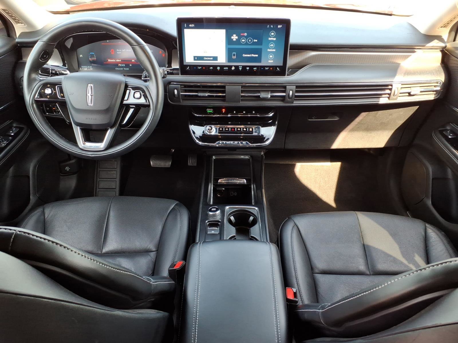 Used 2023 Lincoln Corsair Reserve w/ Jet Appearance Package image 24