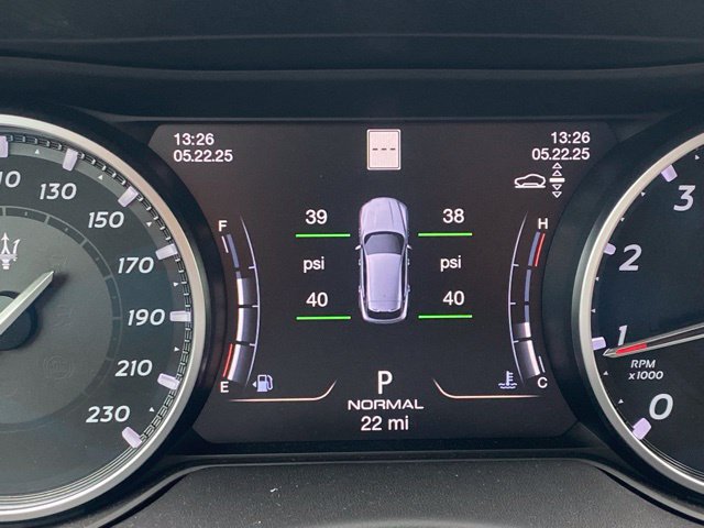 New 2024 Maserati Levante Trofeo AWD/4WD image 27