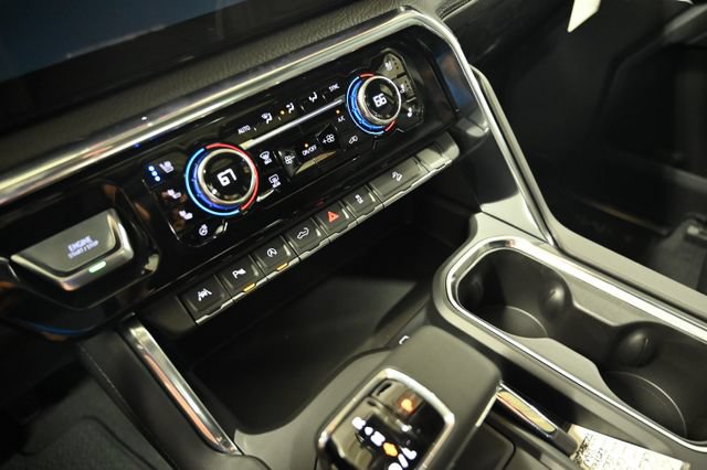 New 2026 GMC Sierra 1500 Denali AWD/4WD image 2