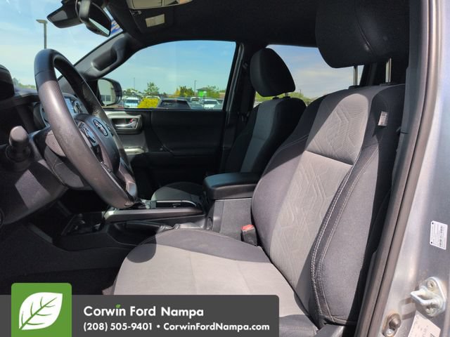 Used 2022 Toyota Tacoma TRD Sport w/ Technology Package AWD/4WD image 23
