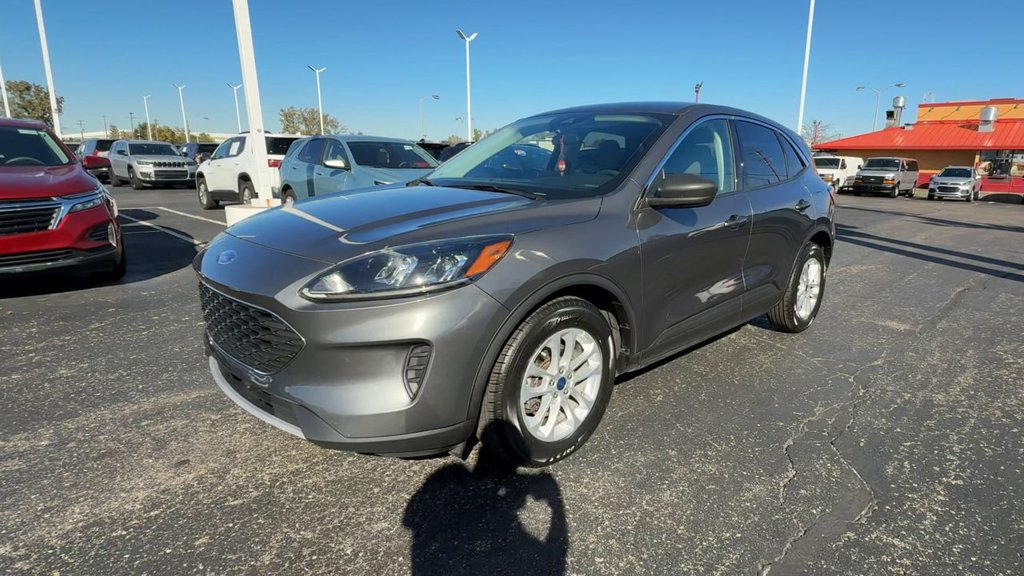 Used 2022 Ford Escape SE FWD image 4