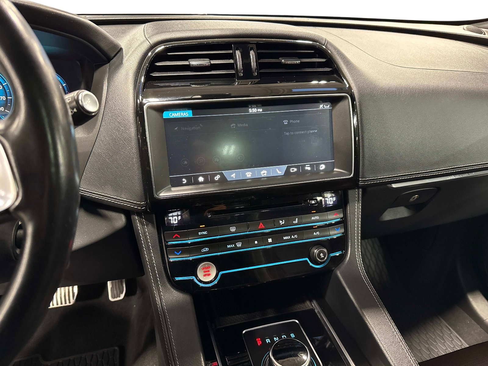 Used 2018 Jaguar F-PACE S image 26