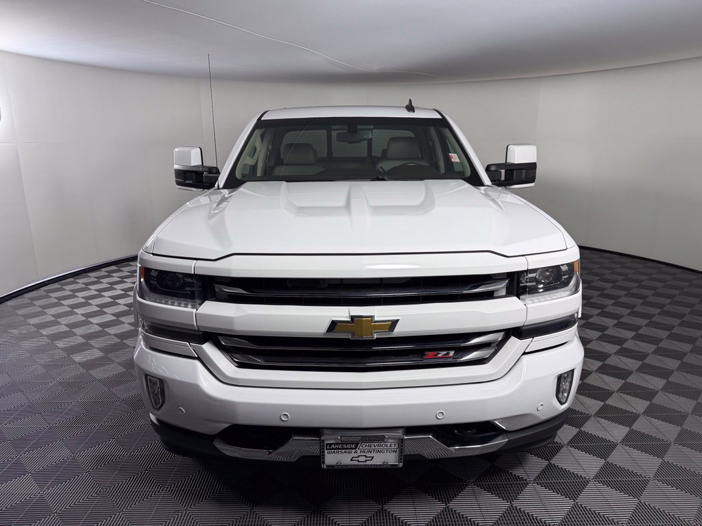 Used 2017 Chevrolet Silverado 1500 LTZ Z71 w/ LTZ Plus Package AWD/4WD image 8