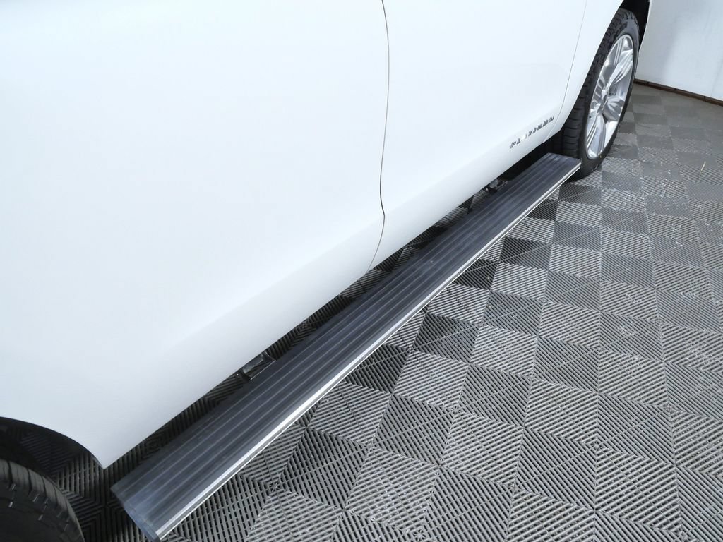 Used 2023 Ford Expedition Platinum AWD/4WD image 26