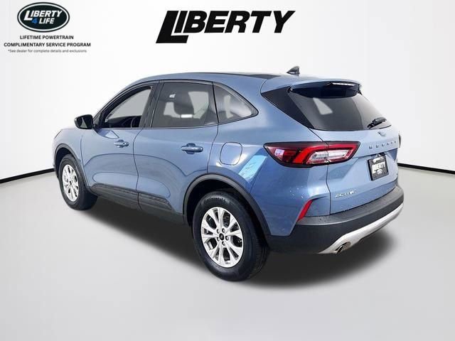 Used 2025 Ford Escape Active image 5