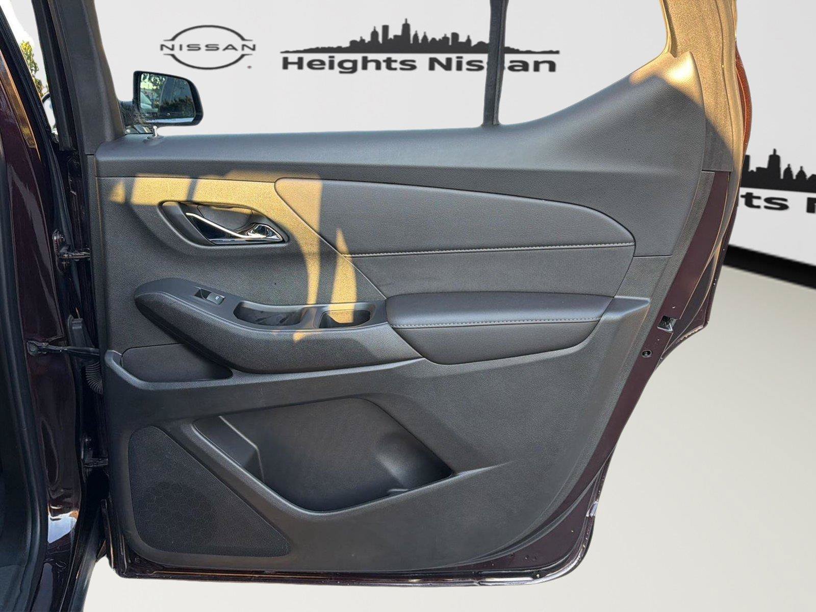 Used 2021 Chevrolet Traverse High Country AWD/4WD image 40