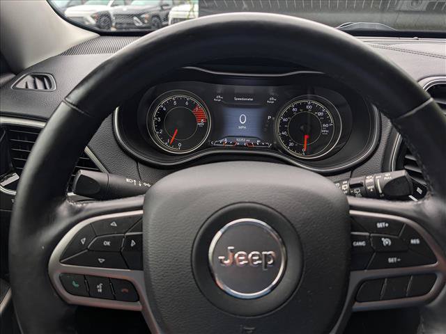 Used 2020 Jeep Cherokee Limited AWD/4WD image 38