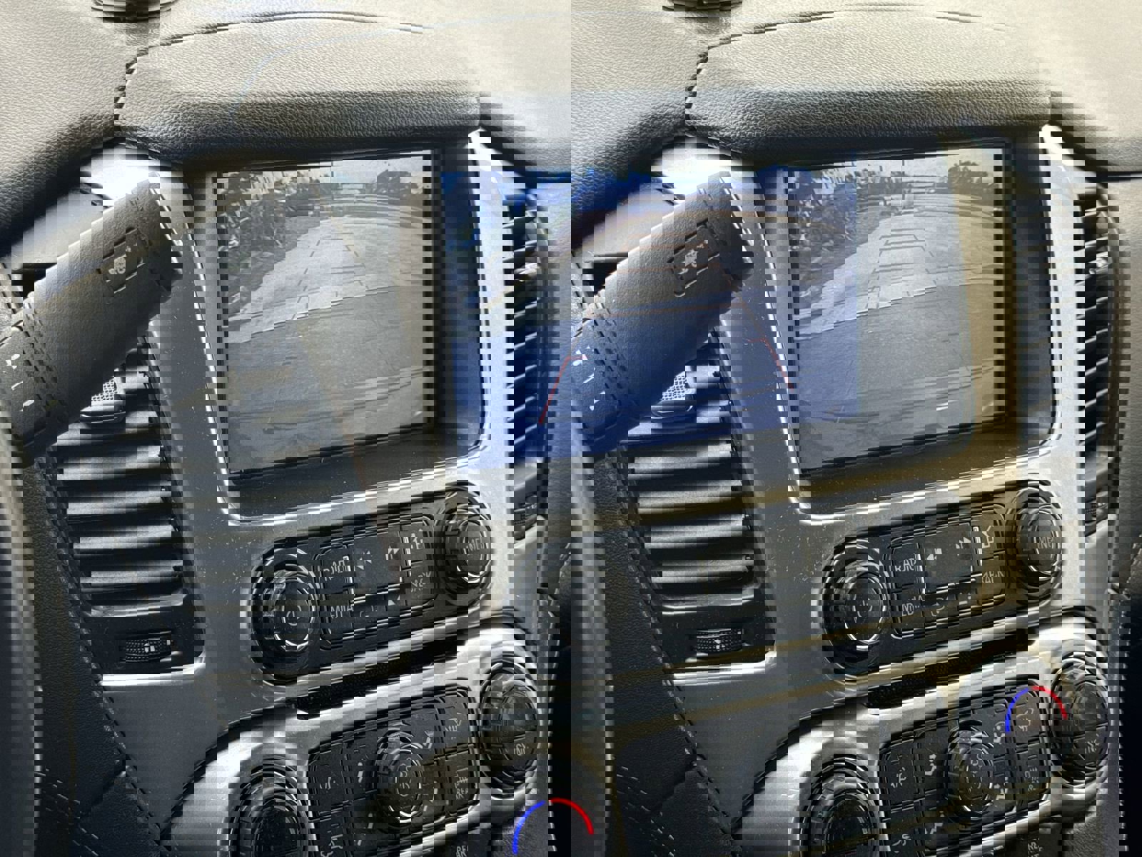 Used 2020 Chevrolet Tahoe LS image 25