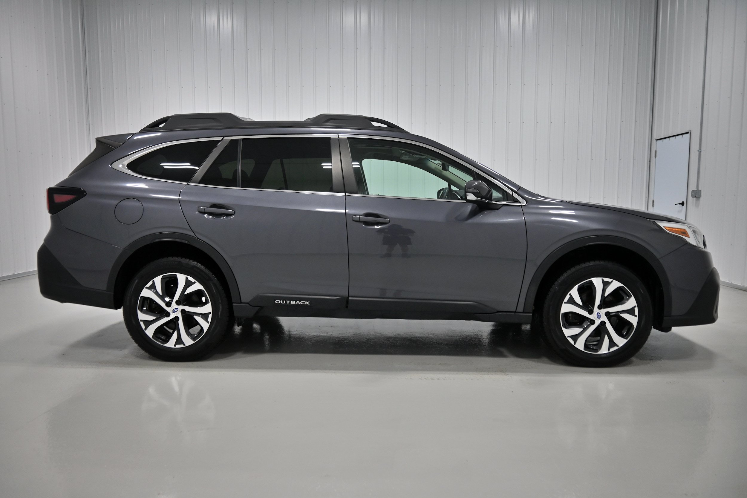 Used 2020 Subaru Outback Limited XT AWD/4WD image 35