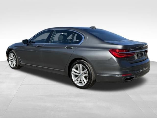 Used 2019 BMW 750i xDrive w/ Executive Package image 5