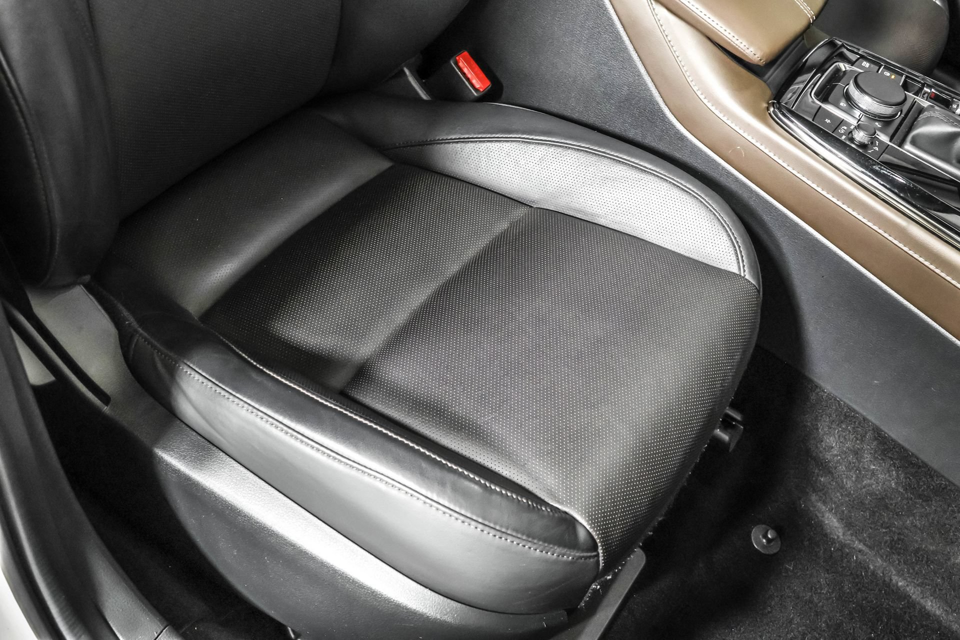 Used 2023 MAZDA CX-30 AWD 2.5 S w/ Premium Package image 48