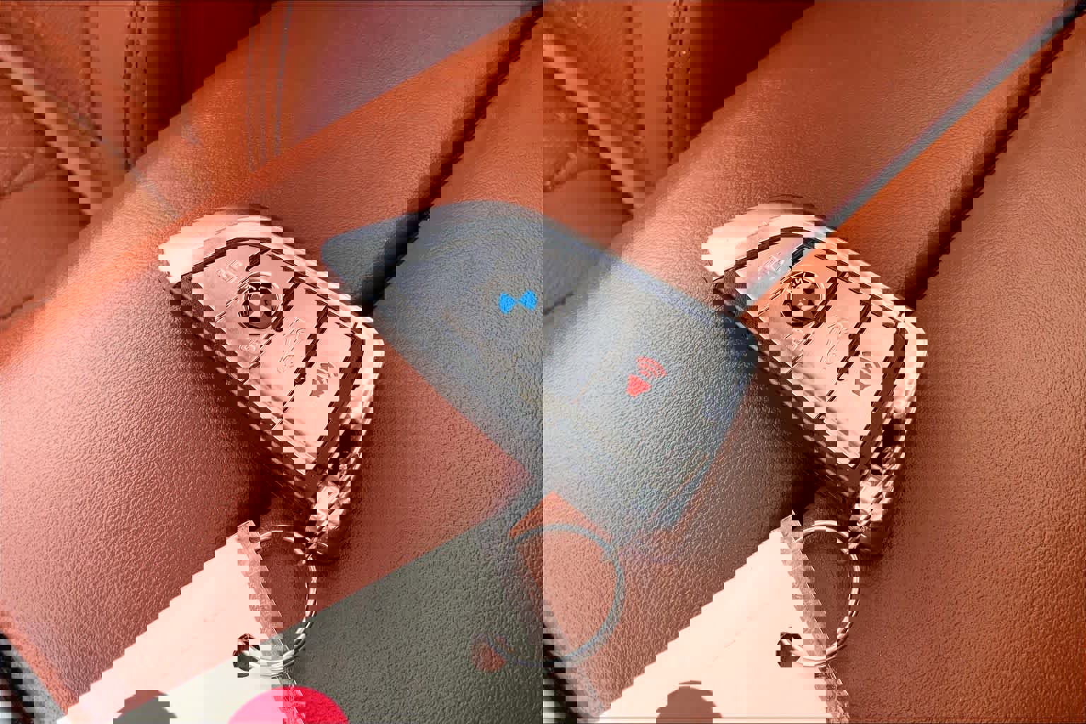 Used 2022 BMW X7 M50i image 14