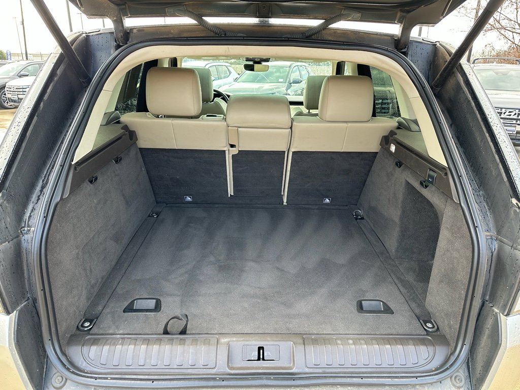 Used 2017 Land Rover Range Rover Sport HSE image 28