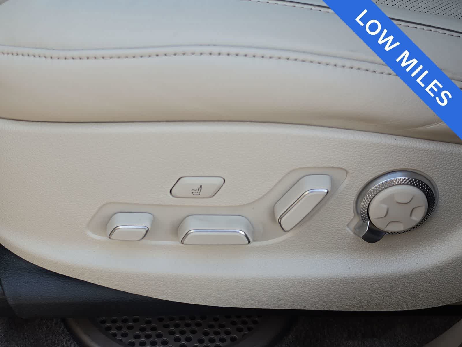 Certified 2023 Genesis GV80 3.5T AWD/4WD image 30