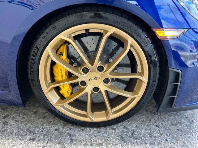 Used 2020 Porsche 718 Cayman GT4 RWD image 40
