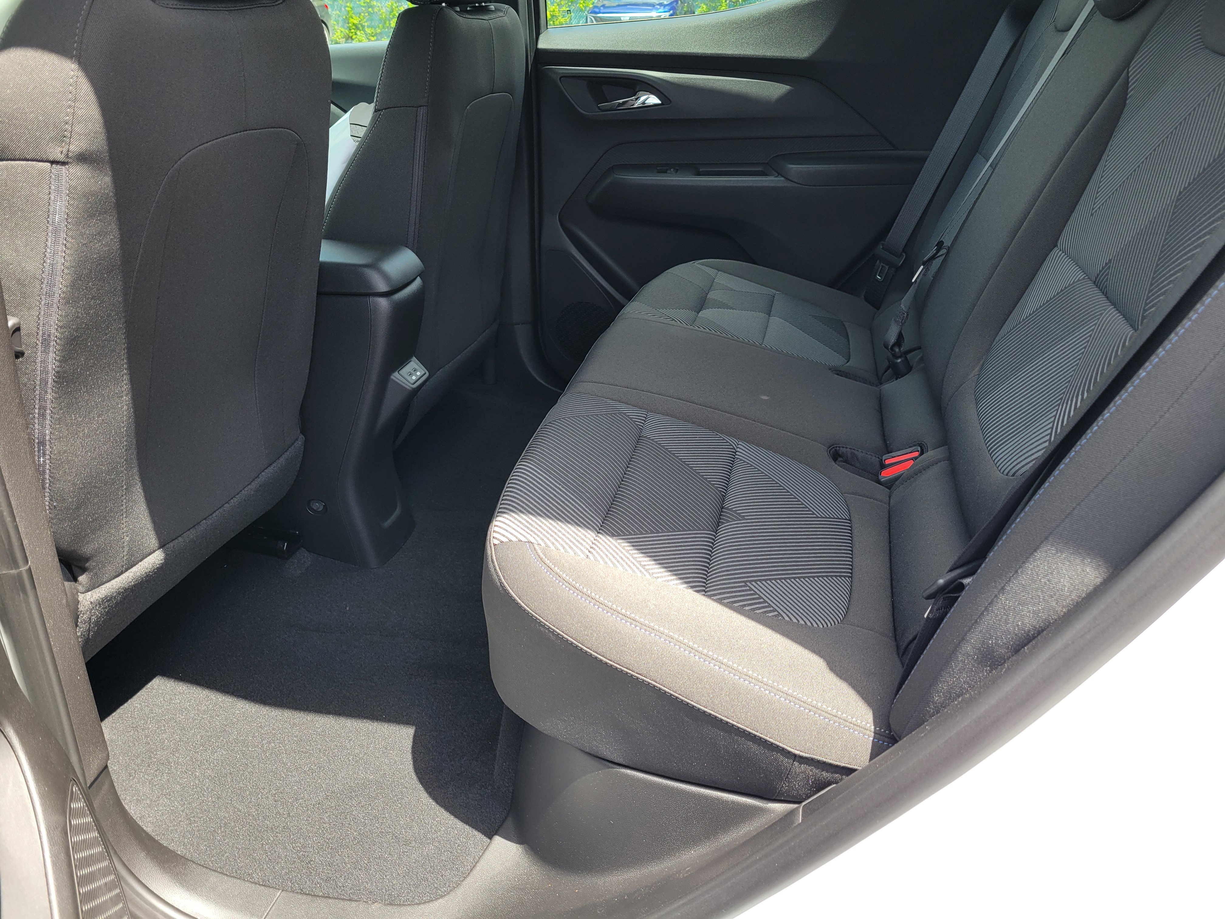 New 2027 Chevrolet Bolt LT image 30