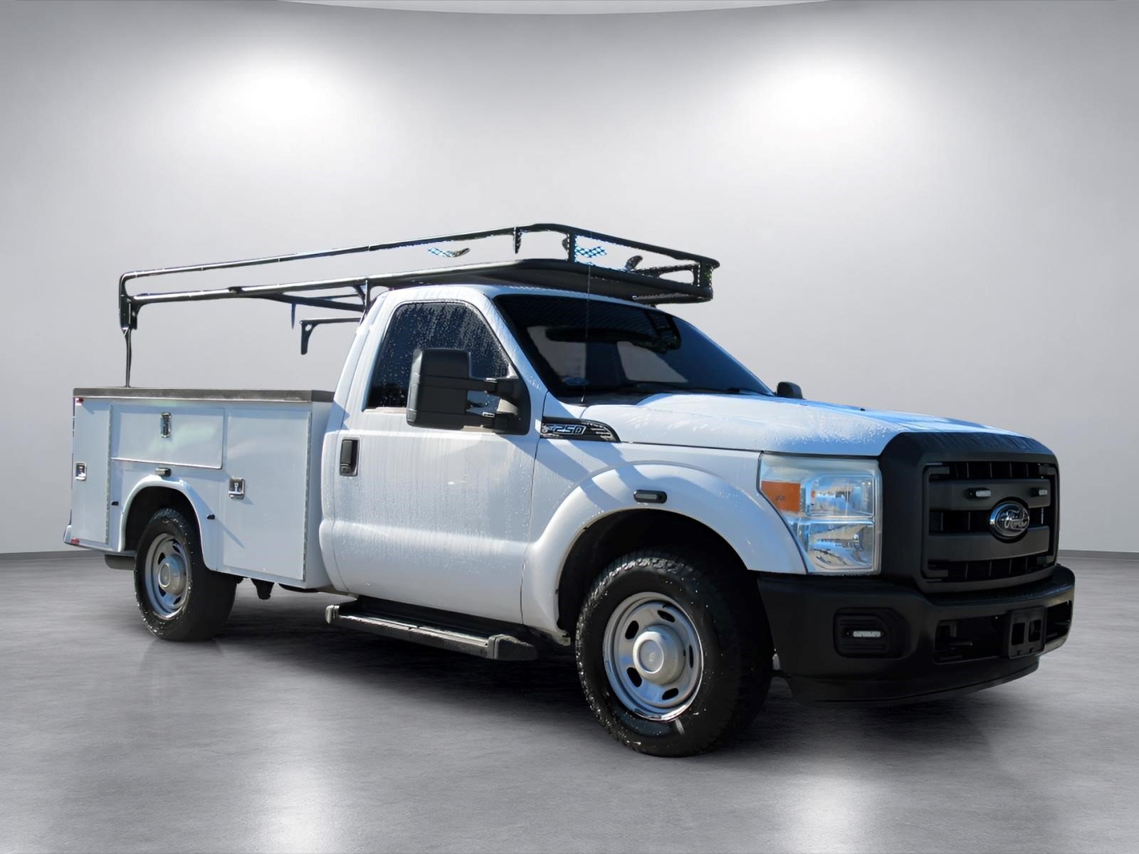 Used 2016 Ford F250 XL RWD image 1