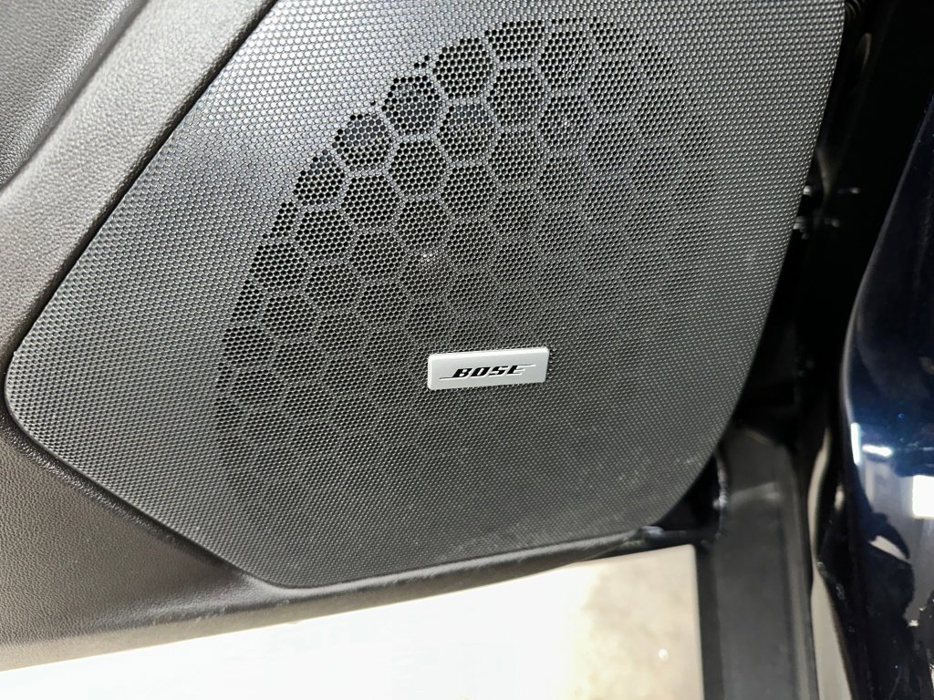 Certified 2022 Cadillac XT5 Premium Luxury w/ Technology Package image 13