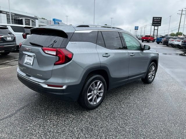 Used 2024 GMC Terrain SLT AWD/4WD image 25