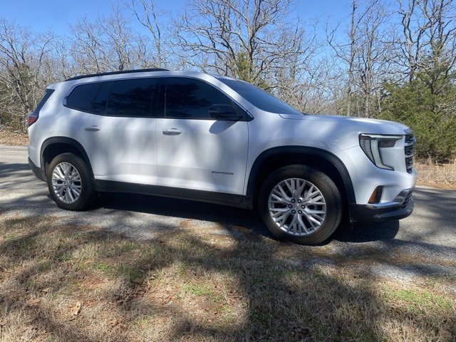 Used 2025 GMC Acadia Elevation w/ Elevation Premium Package image 10