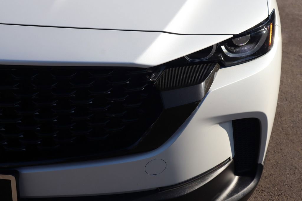 Used 2025 MAZDA CX-50 AWD 2.5 Hybrid w/ Premium Pkg image 22