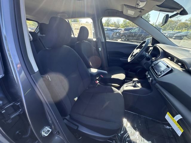 New 2025 Nissan Kicks Play S image 11