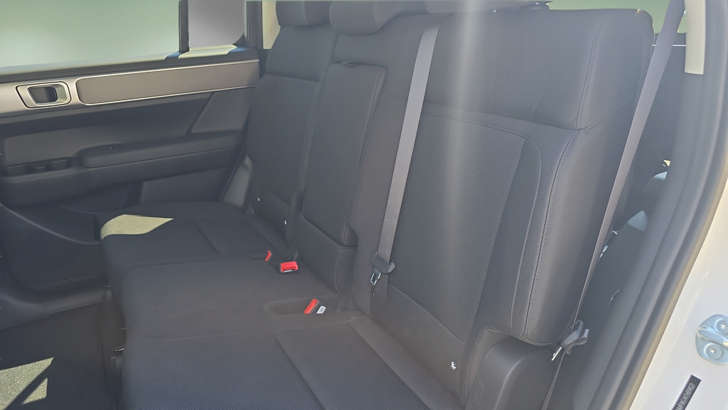New 2026 Hyundai Santa Fe SE FWD image 28