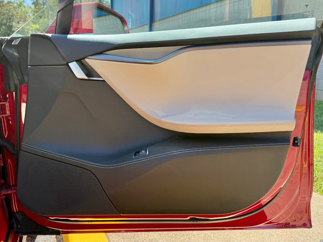 Used 2018 Tesla Model S 100D AWD/4WD image 23