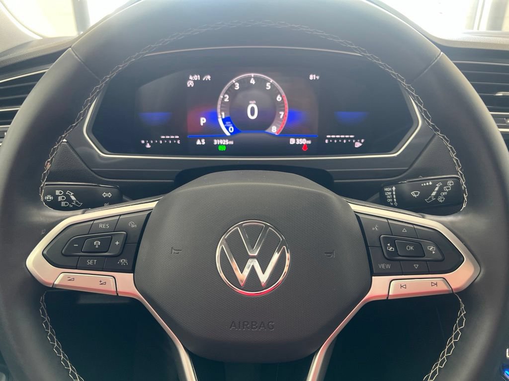 Certified 2024 Volkswagen Tiguan SE AWD/4WD image 12