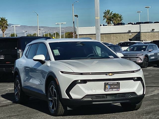 New 2026 Chevrolet Equinox EV LT image 11