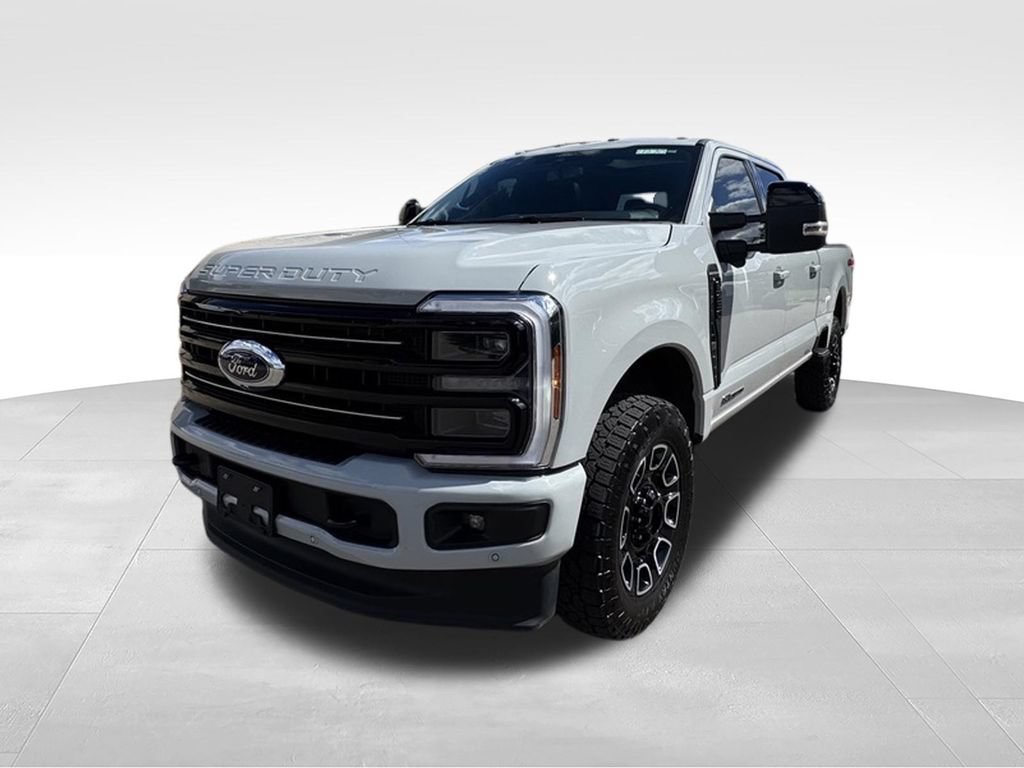 Used 2025 Ford F250 Platinum AWD/4WD image 2