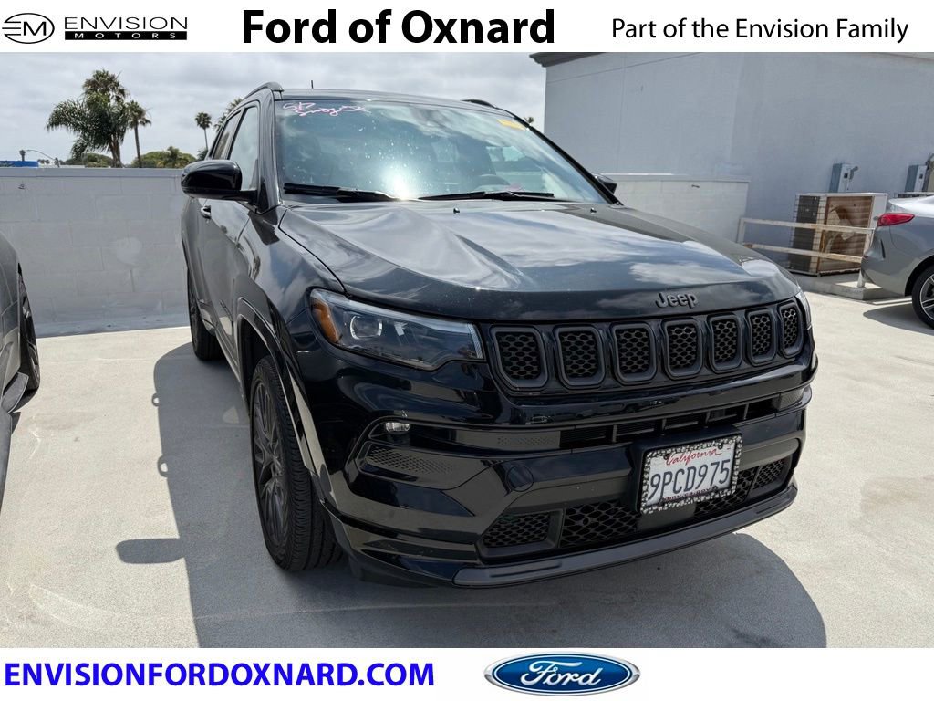 Used 2024 Jeep Compass Limited w/ High Altitude Package AWD/4WD image 1