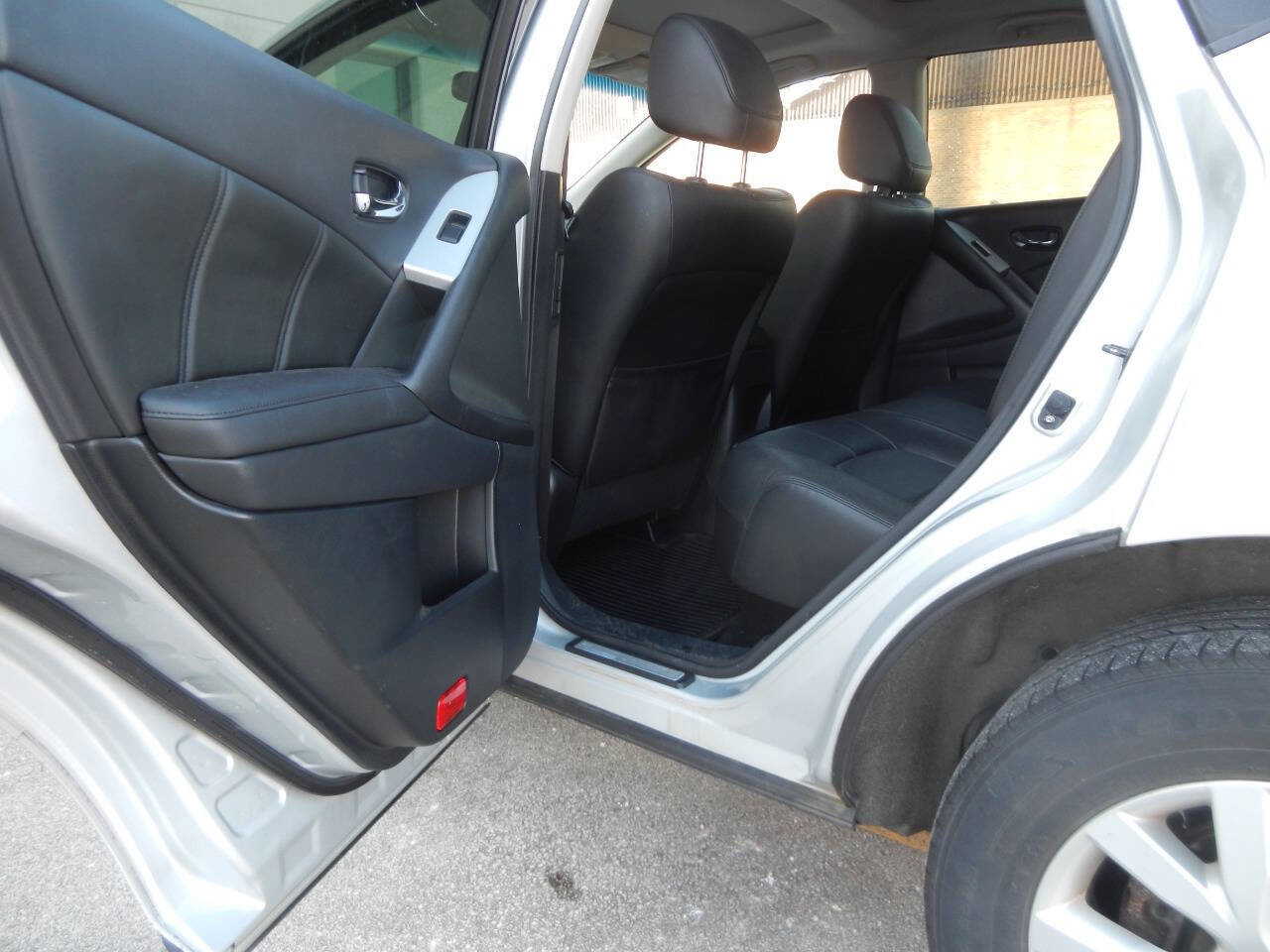 Used 2014 Nissan Murano SL w/ Navigation Package image 31