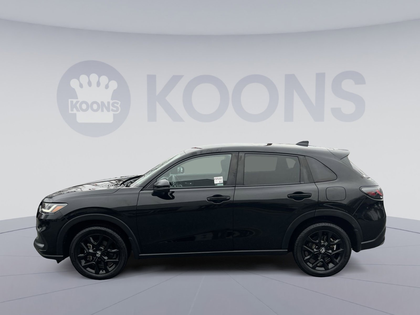 Used 2023 Honda HR-V Sport image 2