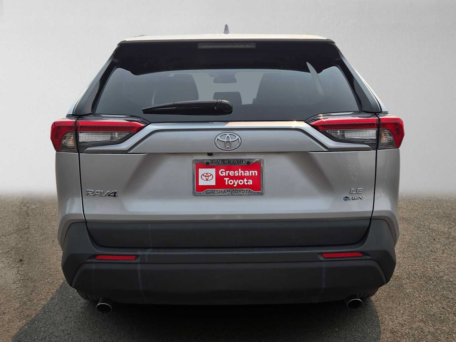 Certified 2025 Toyota RAV4 LE AWD/4WD image 5