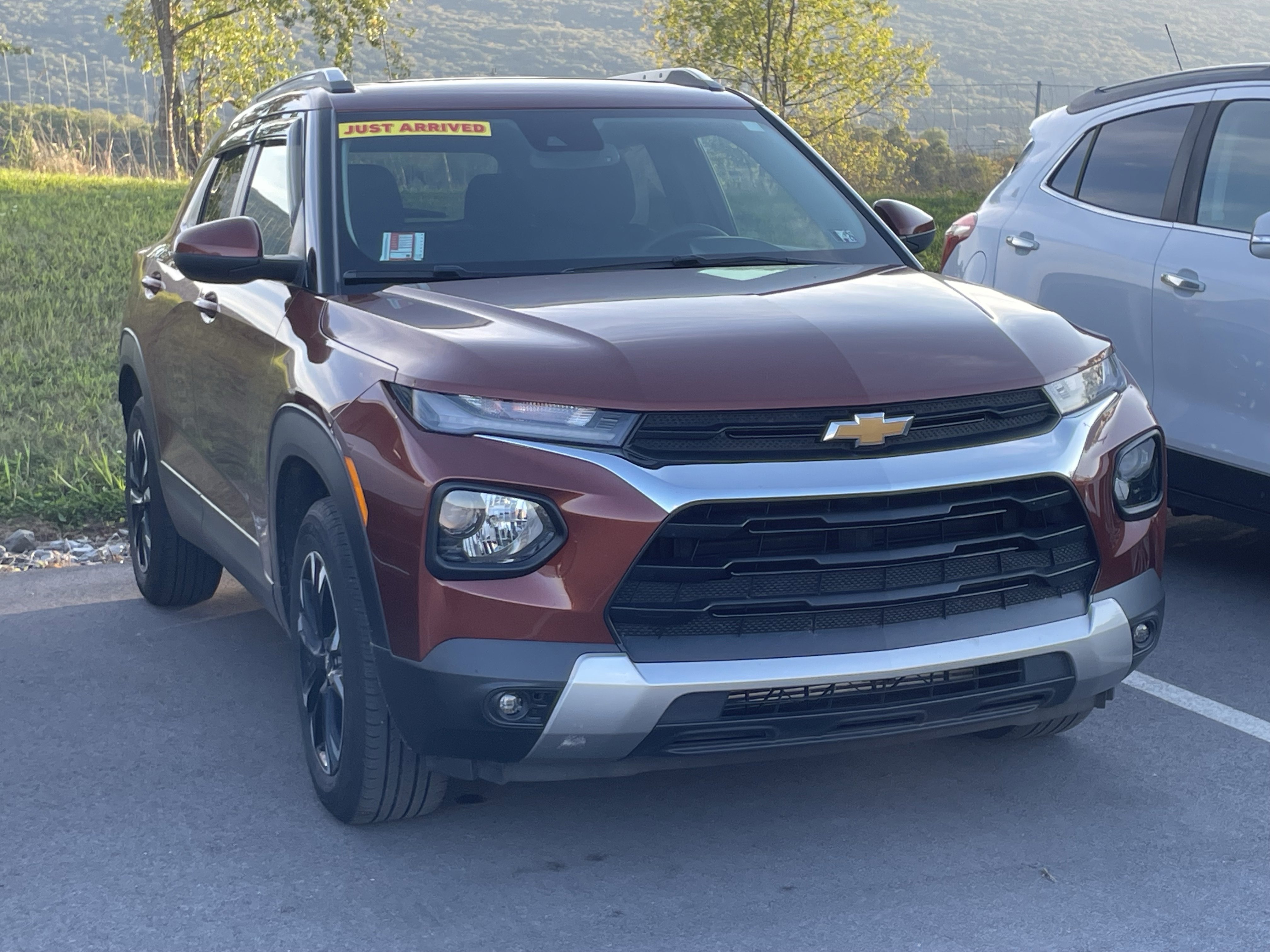 Used 2021 Chevrolet TrailBlazer LT w/ Sun and Liftgate Package