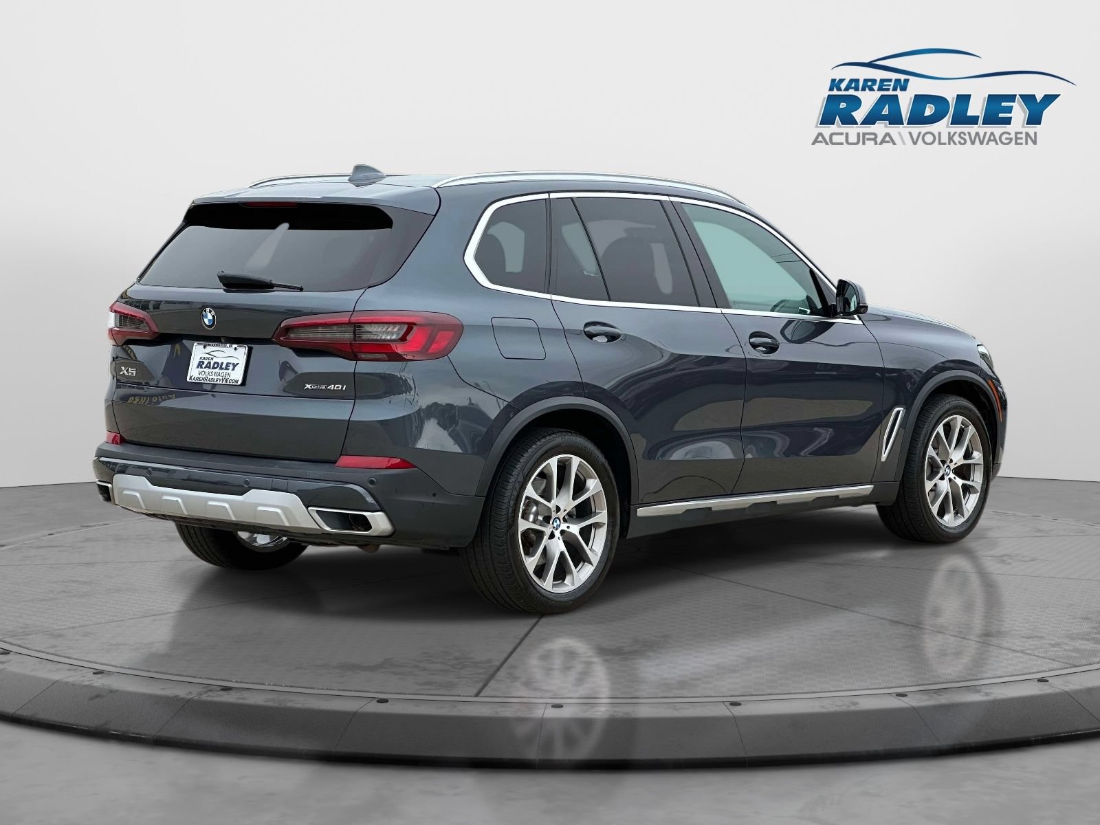 Used 2021 BMW X5 xDrive40i w/ Premium Package 2 AWD/4WD image 2