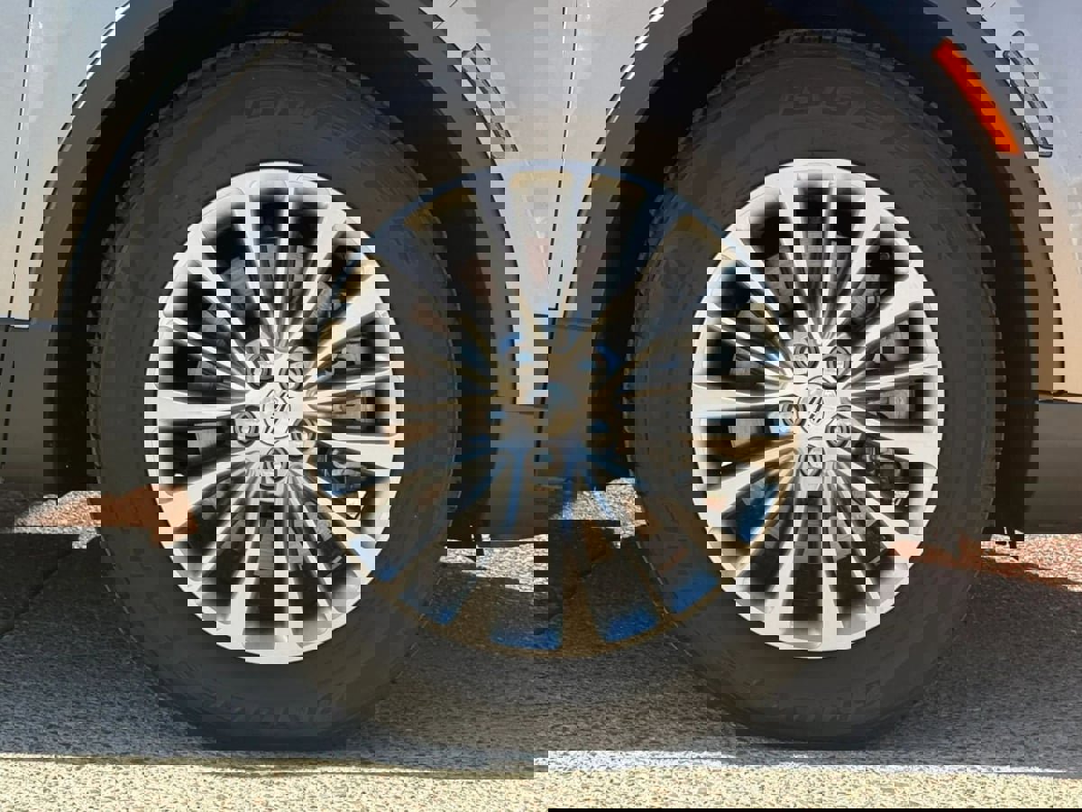 Used 2016 Lincoln MKX Select w/ Select Plus Package FWD image 24