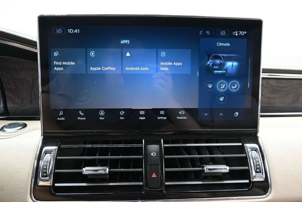 Used 2024 Lincoln Navigator Premiere AWD/4WD image 39