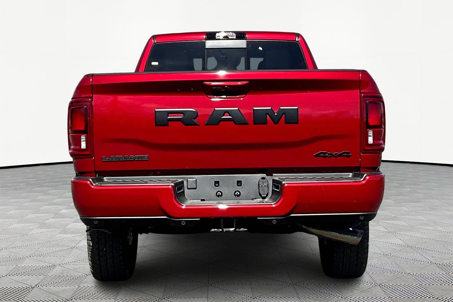 New 2026 RAM 2500 Laramie AWD/4WD image 5